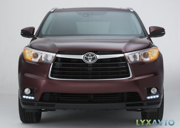 Фото Toyota Highlander 2014 года