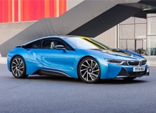 БМВ i8 - гибридный спорткар из Германии