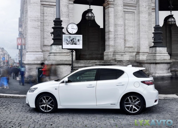 Фото Lexus CT 200h 2014 2015 в профиль