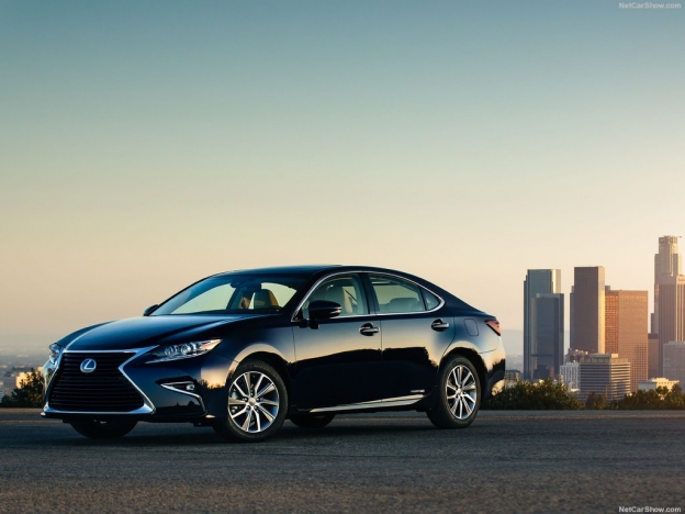 Lexus ES 2016-2017: фото цена и комплектация, видео тест драйв